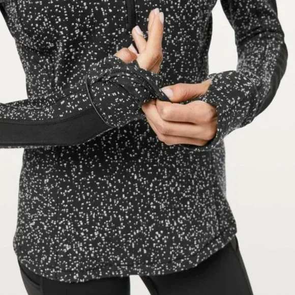Lululemon Run Briskly 1/2 Zip Pullover - Jacquard Black - Picture 4 of 11